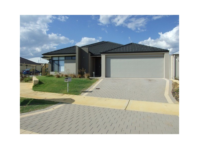 6 Liberty Drive, Clarkson WA 6030
