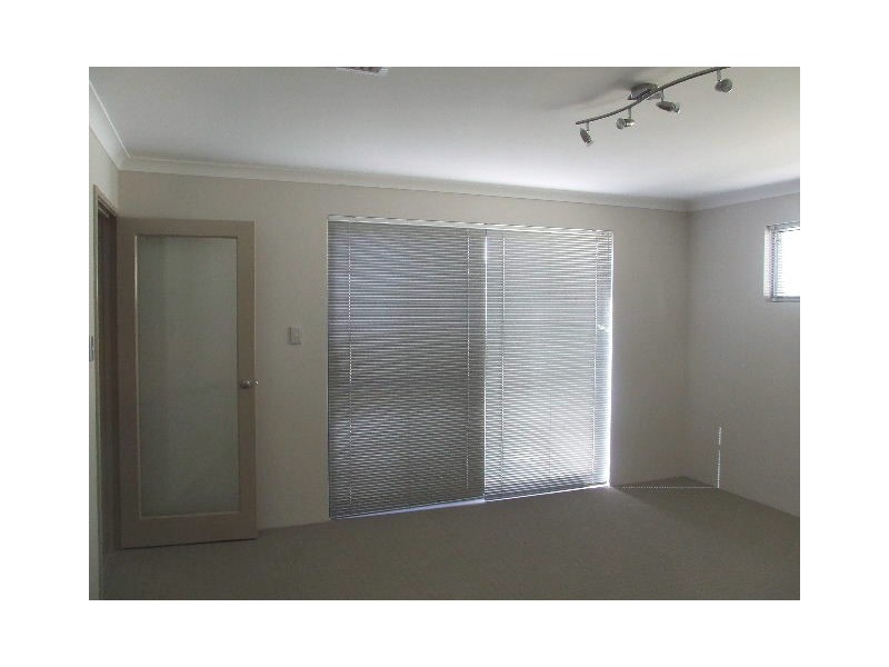 6 Liberty Drive, Clarkson WA 6030