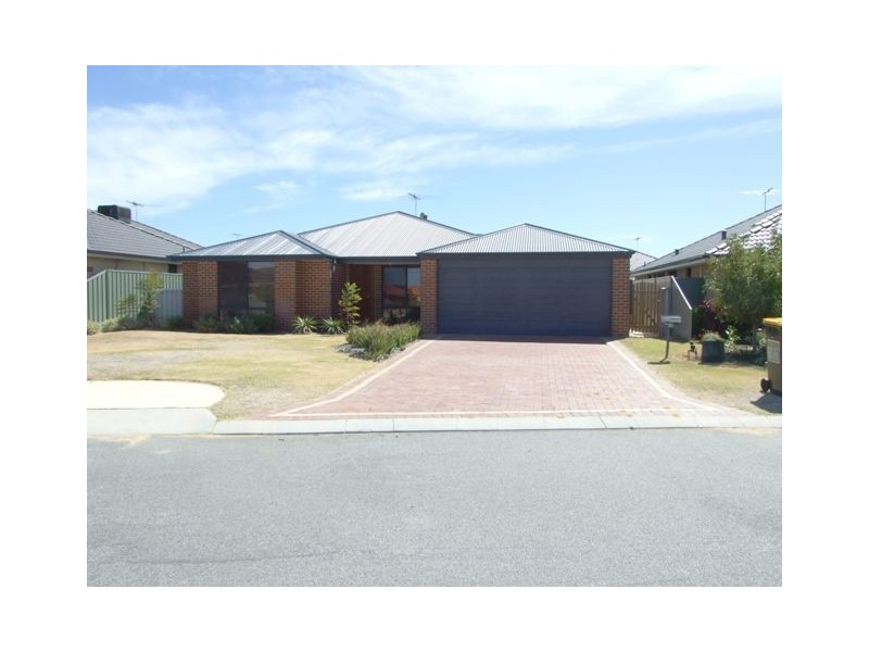 12  Noosa Walk, Merriwa WA 6030