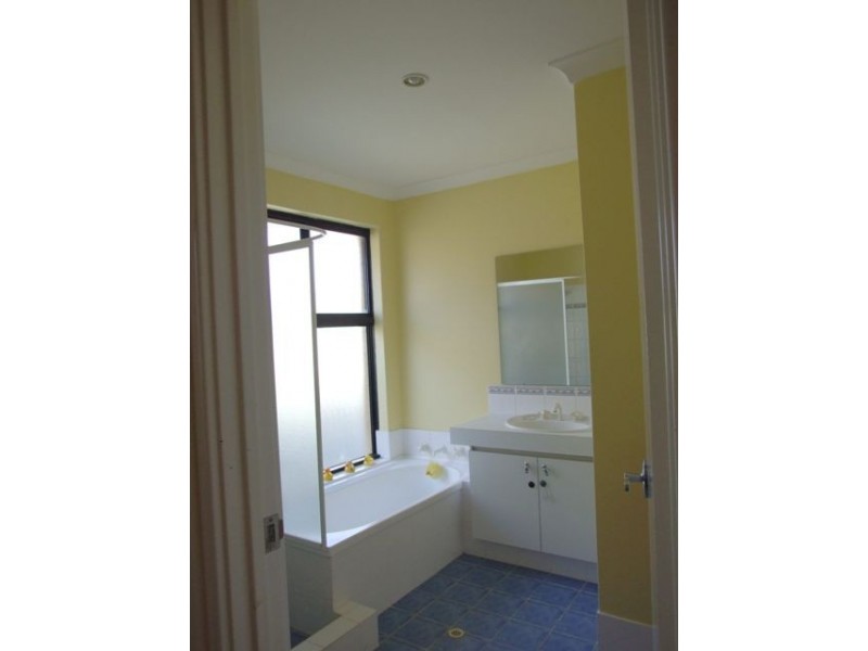 3  Adelong Circuit, Merriwa WA 6030