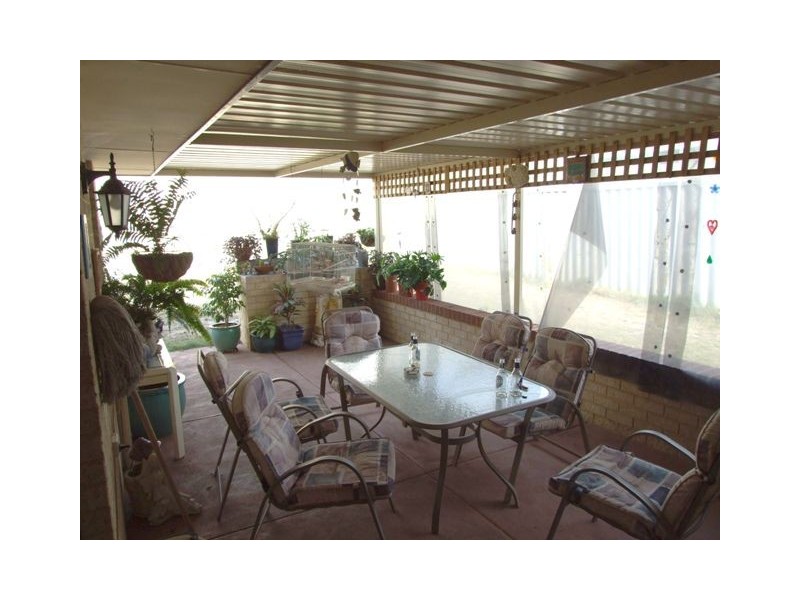 113  St Barnabas Boulevard, Quinns Rocks WA 6030