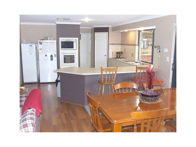 4 Lavenham Street, Butler WA 6036