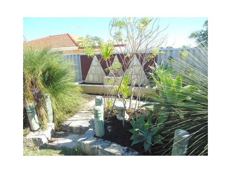 47  Houghton Drive, Carramar WA 6031