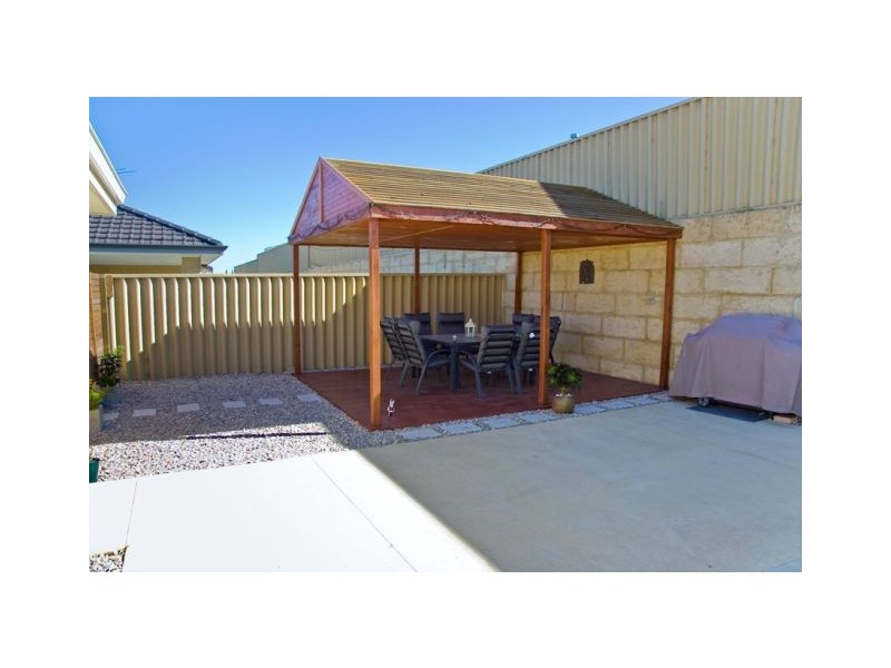 141  Ashley Road, Tapping WA 6065