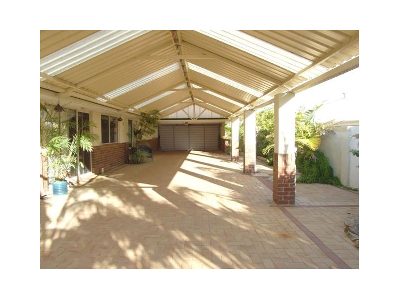 36 Fowey loop, Mindarie WA 6030