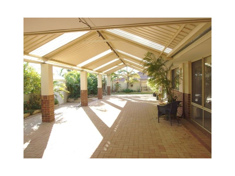 36 Fowey loop, Mindarie WA 6030