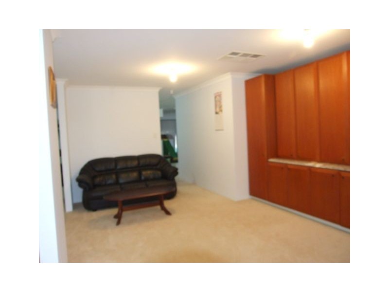 14 Burnett Drive, Clarkson WA 6030