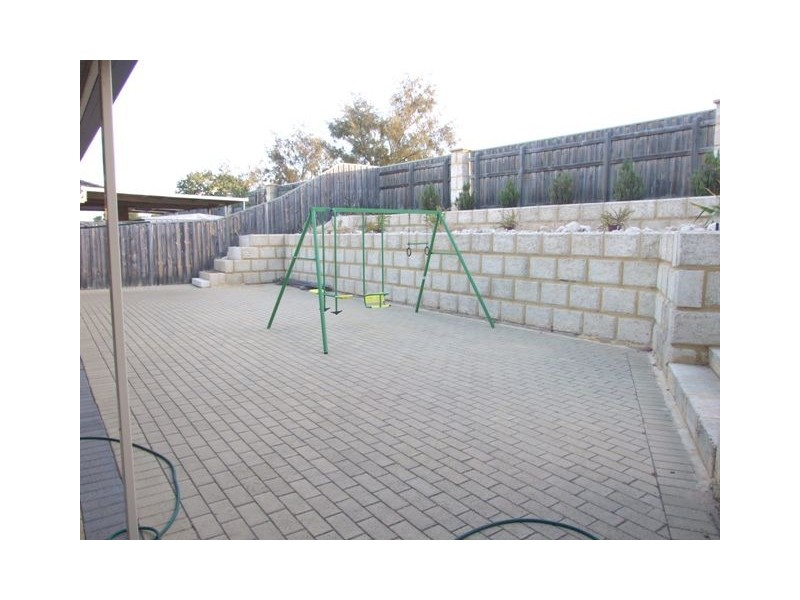 14 Burnett Drive, Clarkson WA 6030