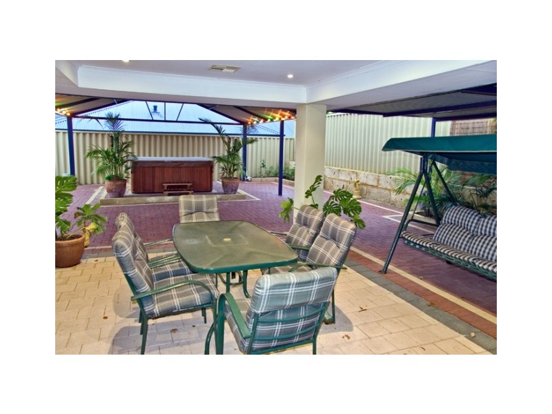 14 Kilgetty Gate, Butler WA 6036