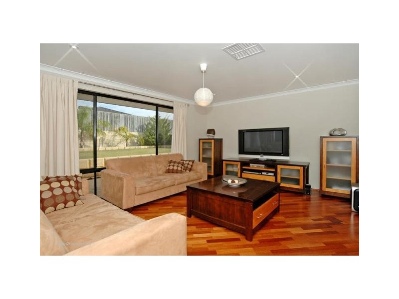 127 Santa Barbara Parade, Quinns Rocks WA 6030