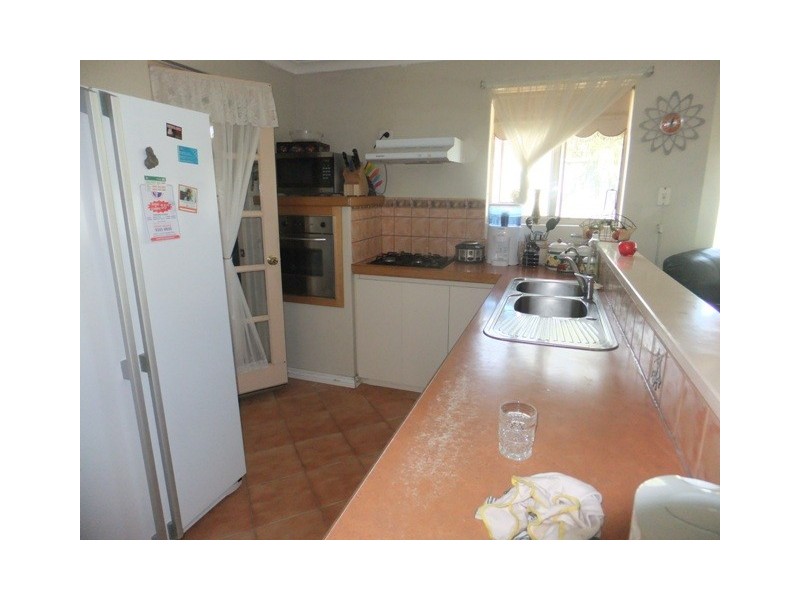 33 Seagrove Boulevard, Merriwa WA 6030