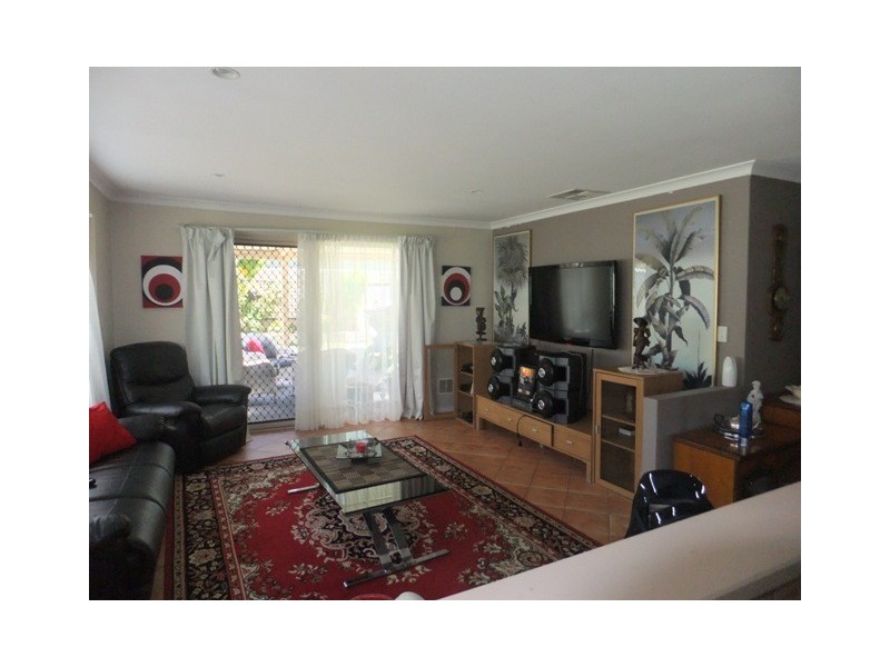 33 Seagrove Boulevard, Merriwa WA 6030