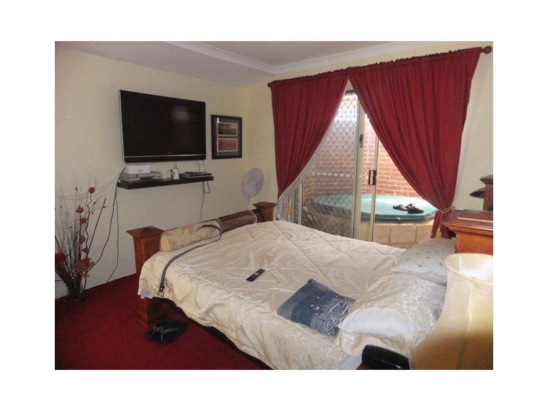 33 Seagrove Boulevard, Merriwa WA 6030