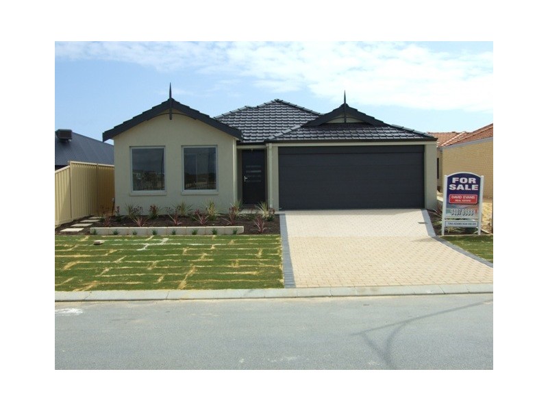 24  Beachwood Crescent, Butler WA 6036