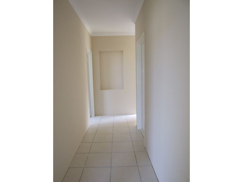 24  Beachwood Crescent, Butler WA 6036