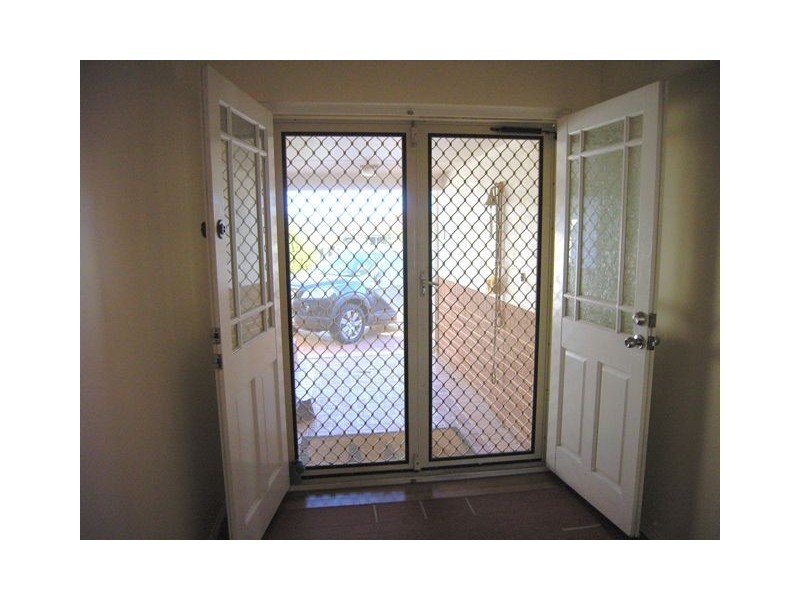 10 Mersin Drive, Mindarie WA 6030