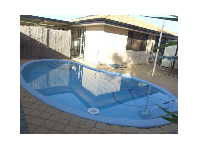 10 Daydream Way, Ridgewood WA 6030