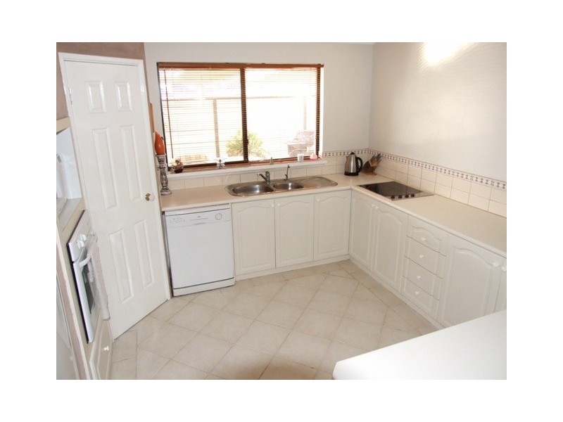 10 Daydream Way, Ridgewood WA 6030