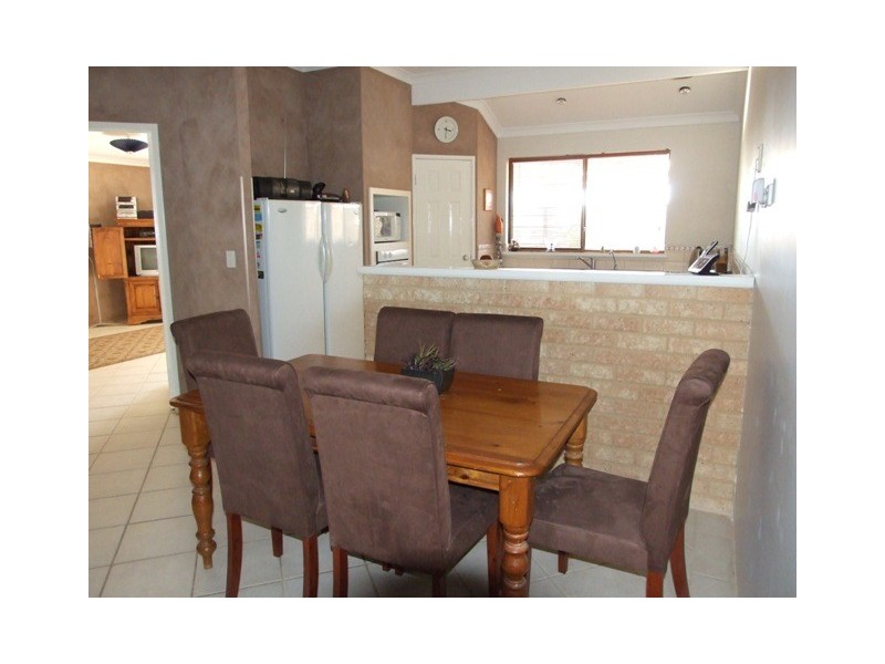 10 Daydream Way, Ridgewood WA 6030