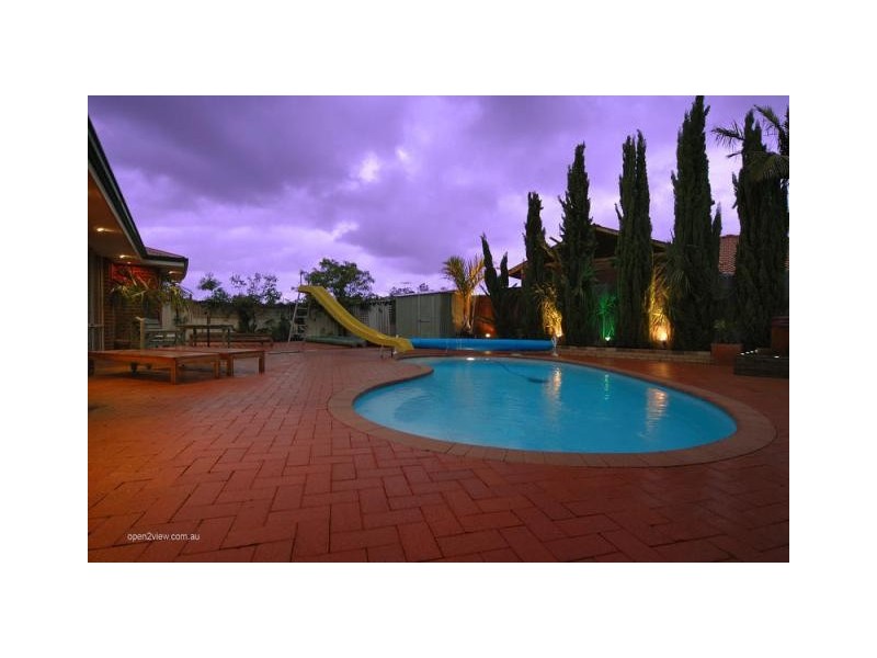 96 Roxburgh Circle, Kinross WA 6028