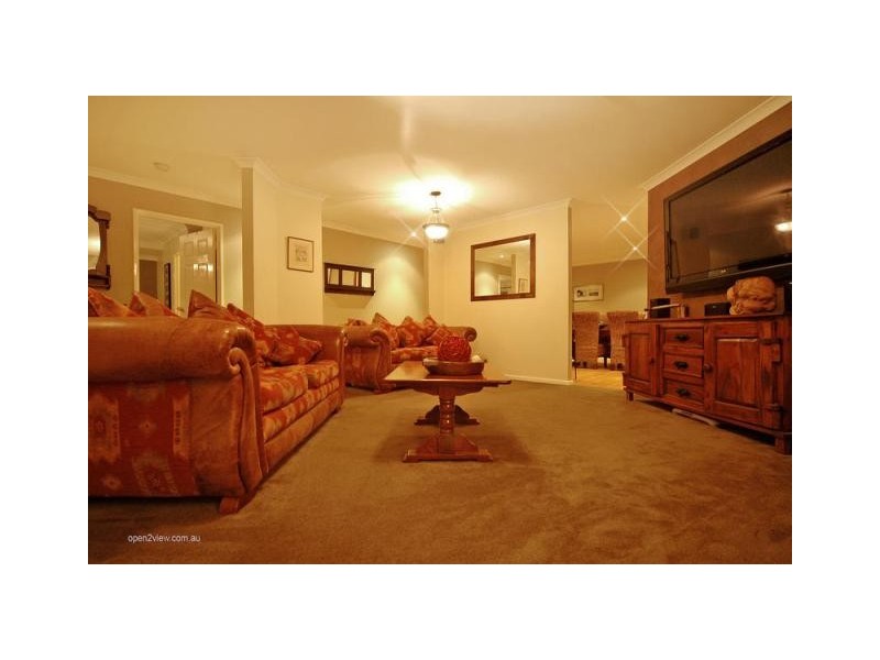 96 Roxburgh Circle, Kinross WA 6028