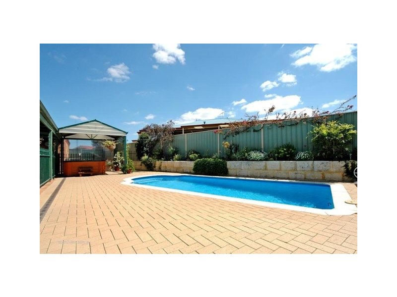 34 Lindeman Heights, Ridgewood WA 6030