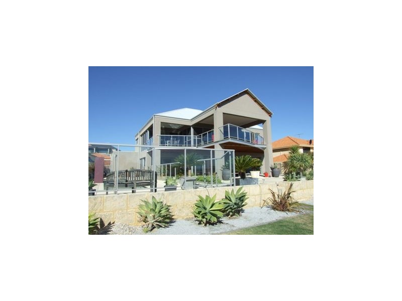 30 Lighthouse Parade, Mindarie WA 6030