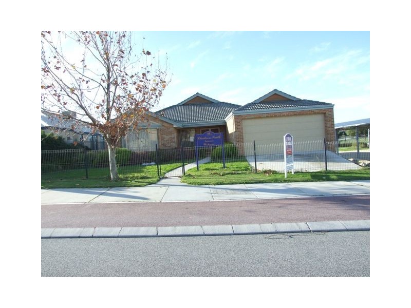5 Wallis Avenue, Clarkson WA 6030