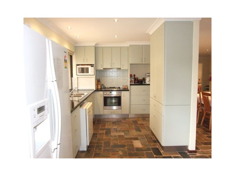 8 Deltoid Place, Heathridge WA 6027