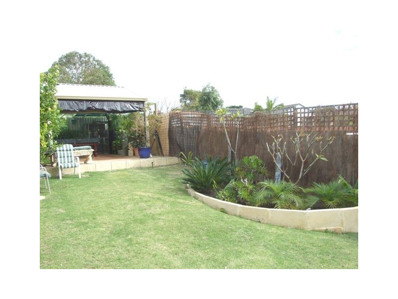 8 Deltoid Place, Heathridge WA 6027