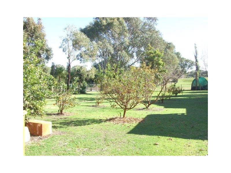 3119  Wanneroo Road, Carabooda WA 6033