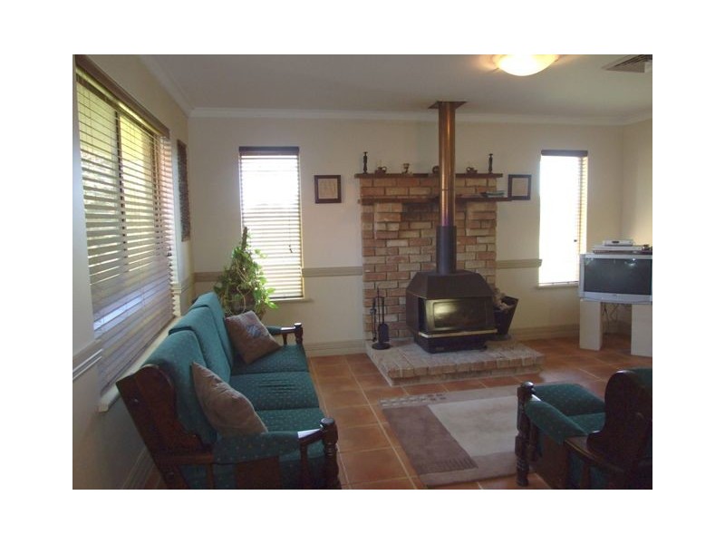 3119  Wanneroo Road, Carabooda WA 6033