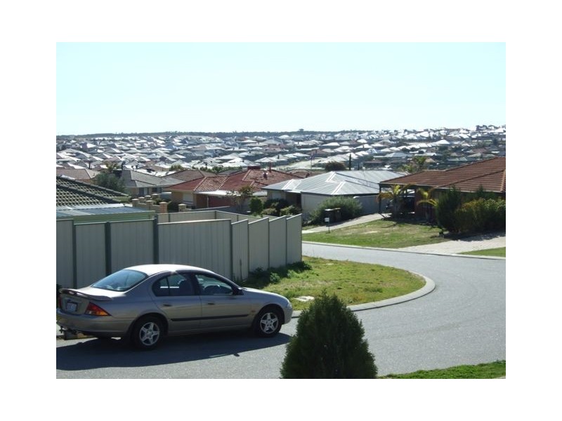 17 Drammen Elbow, Merriwa WA 6030