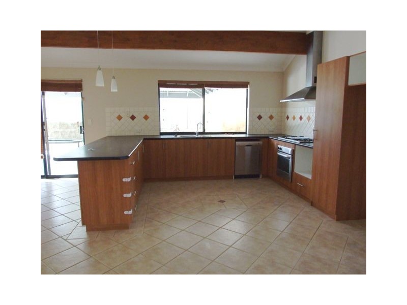 17 Olympus Loop, Merriwa WA 6030