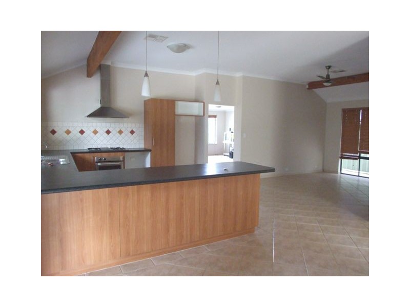 17 Olympus Loop, Merriwa WA 6030