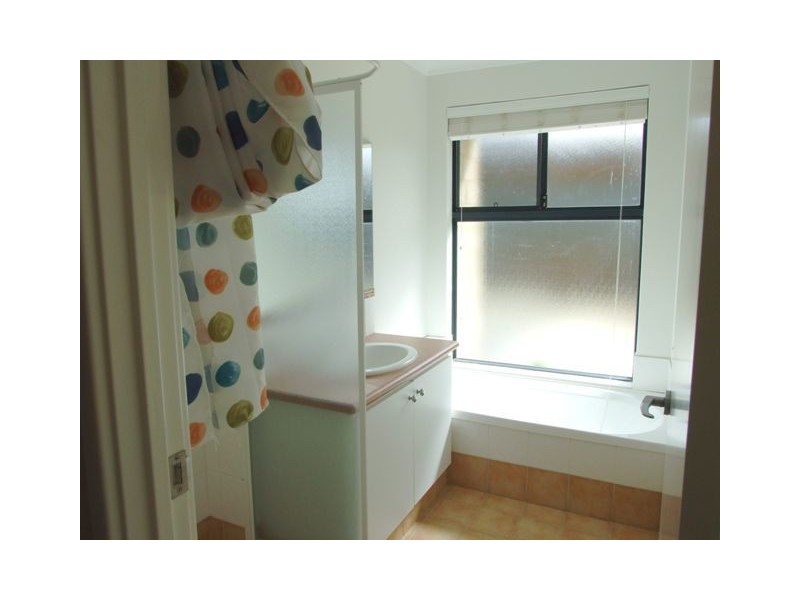 17 Olympus Loop, Merriwa WA 6030