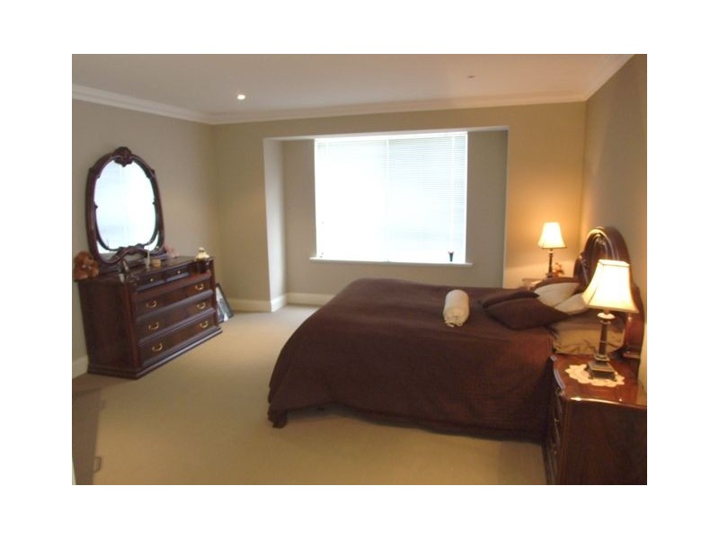 226  Santa Barbara Parade, Quinns Rocks WA 6030