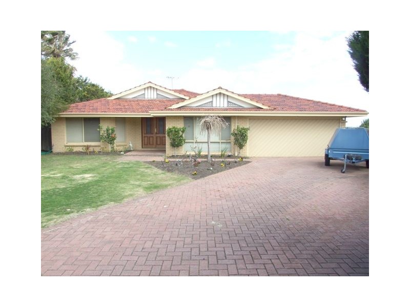 16 Vilamour Close, Currambine WA 6028