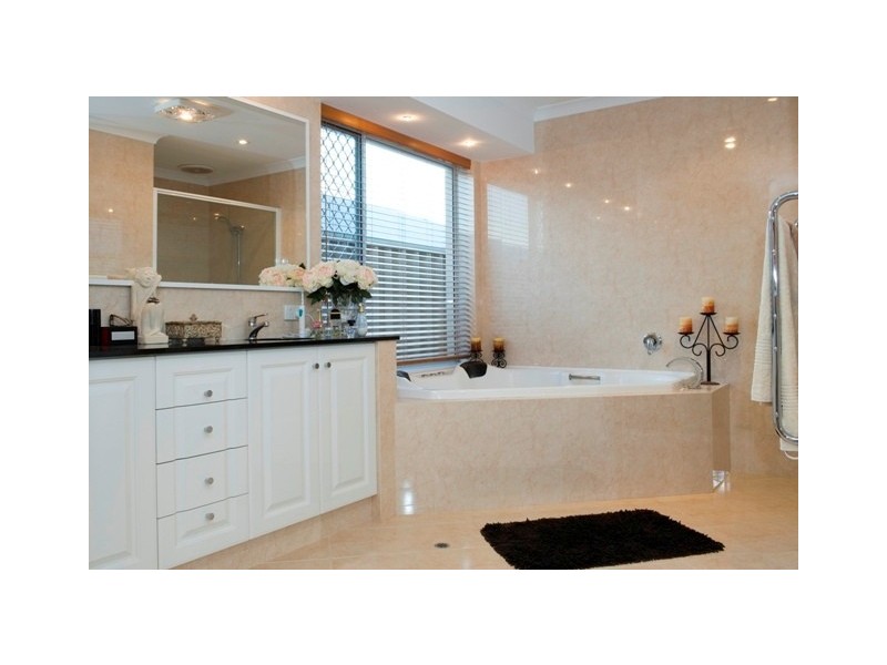 15 Velsheda Green, Ocean Reef WA 6027