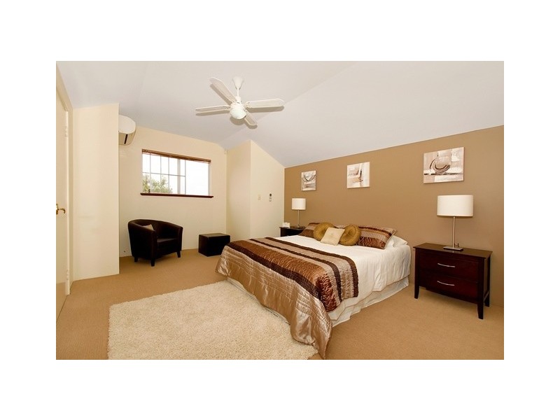 9 Bluff Way, Mindarie WA 6030