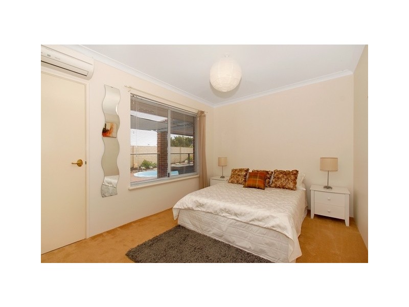 9 Bluff Way, Mindarie WA 6030