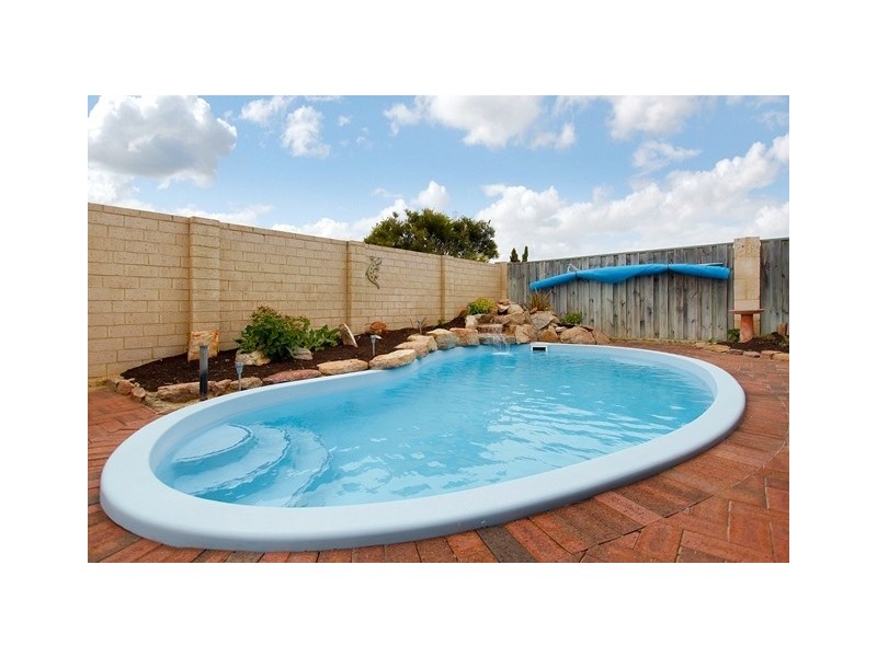 9 Bluff Way, Mindarie WA 6030