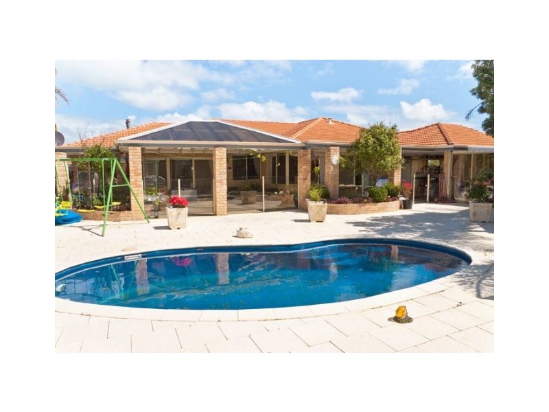 10 Sanur Rise, Iluka WA 6028