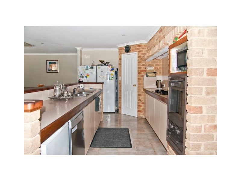 10 Sanur Rise, Iluka WA 6028