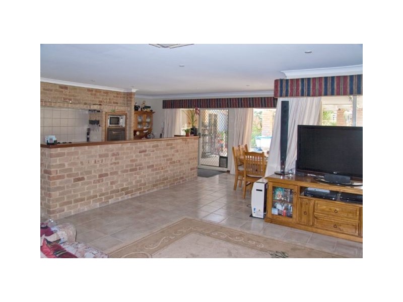 10 Sanur Rise, Iluka WA 6028