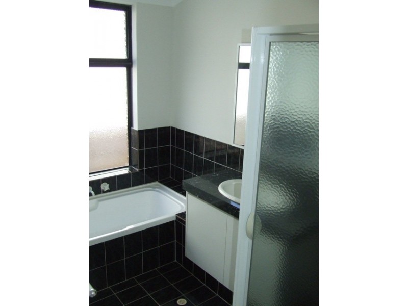 4  Tenet Court, Merriwa WA 6030