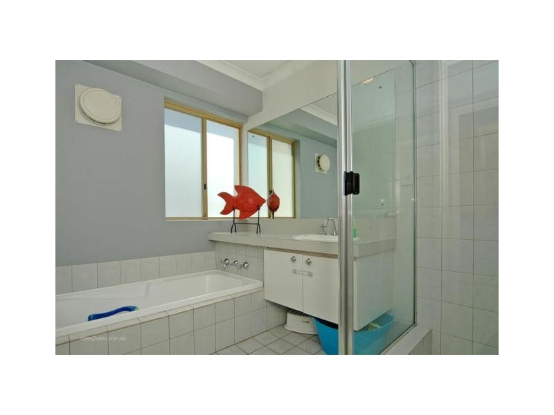 4 Tees Court, Mindarie WA 6030