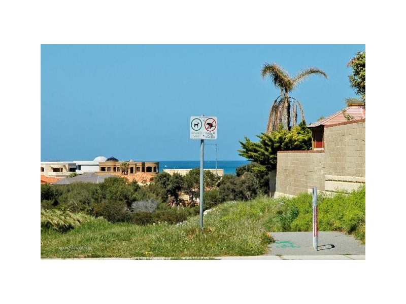 4 Tees Court, Mindarie WA 6030