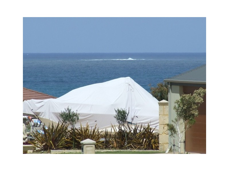 19 Dartmouth Circle, Quinns Rocks WA 6030