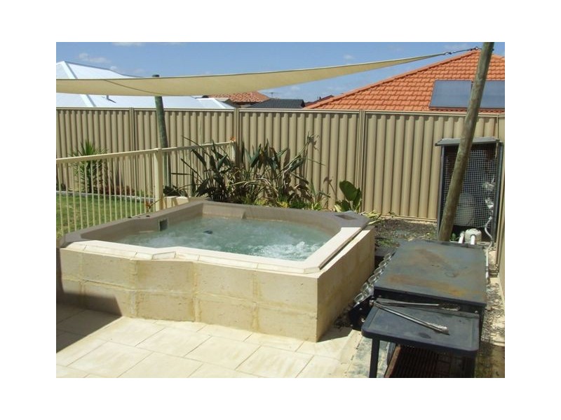 12 Erina Way, Ridgewood WA 6030